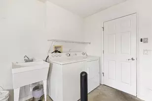 2371 Camden Terrace, The Villages, FL 32162 - Photo 21