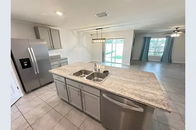 8557 Triumph Circle, Wildwood, FL 34785 - Photo 9