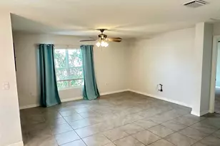 8557 Triumph Cir, Wildwood, FL 34785 - Photo 11