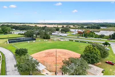 5610 King James Avenue, Leesburg, FL 34748 - Photo 33