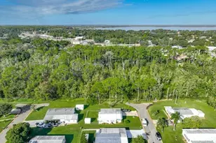 1359 Windsor St, Tavares, FL 32778 - Photo 33