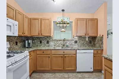 9671 SE 168th Maplesong Lane, The Villages, FL 32162 - Photo 11