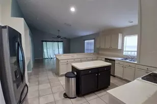 3002 Lorimer Ct, Groveland, FL 34736 - Photo 9