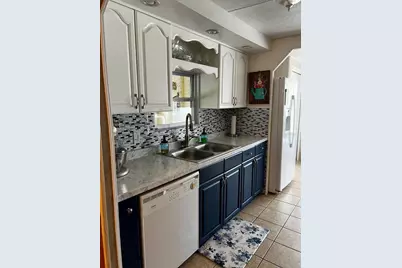 15 Wilderness Drive, Lake Panasoffkee, FL 33538 - Photo 3