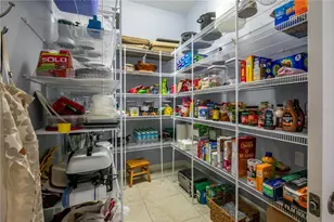 8065 Bridgeport Bay Cir, Mount Dora, FL 32757 - Photo 15