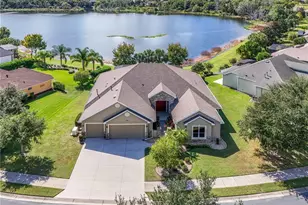 8065 Bridgeport Bay Cir, Mount Dora, FL 32757 - Photo 5