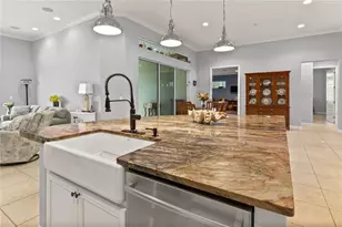 8065 Bridgeport Bay Cir, Mount Dora, FL 32757 - Photo 13