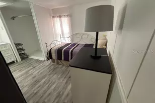 605 Sunnyside Dr, Wildwood, FL 34785 - Photo 5