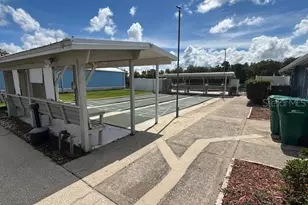 605 Sunnyside Dr, Wildwood, FL 34785 - Photo 21