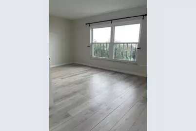 601 N McDonald Street #303, Mount Dora, FL 32757 - Photo 7