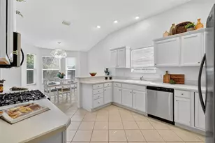 7168 SE 173rd Arlington Loop, The Villages, FL 32162 - Photo 15