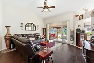 26234 Glen Eagle Dr, Leesburg, FL 34748 - Photo 9