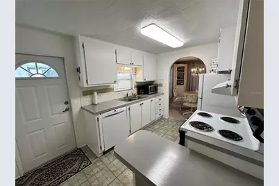 28 Harbor Oaks Drive, Fruitland Park, FL 34731 - Photo 11