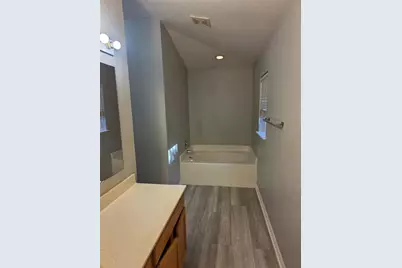 1126 Chateau Circle, Minneola, FL 34715 - Photo 7