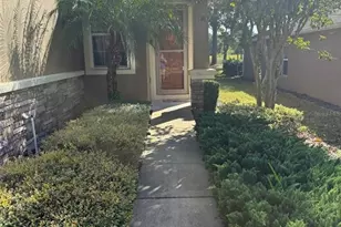 21846 Belgian Ct, Mount Dora, FL 32757 - Photo 3