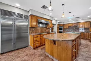 1910 College Park Dr, Tavares, FL 32778 - Photo 37