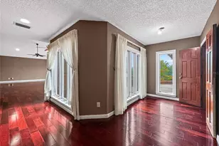 1910 College Park Dr, Tavares, FL 32778 - Photo 51