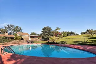 1910 College Park Dr, Tavares, FL 32778 - Photo 91