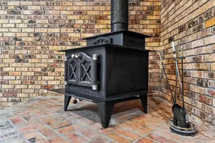 1910 College Park Dr, Tavares, FL 32778 - Photo 77