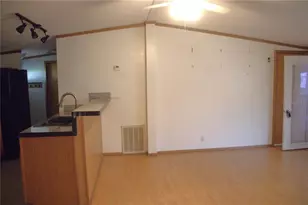 1361 NW 12th Ln, Lake Panasoffkee, FL 33538 - Photo 21