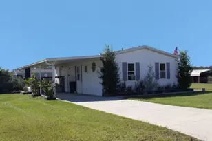 1361 NW 12th Ln, Lake Panasoffkee, FL 33538 - Photo 3