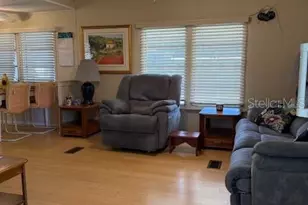 1003 Vermont Ave, Lady Lake, FL 32159 - Photo 11