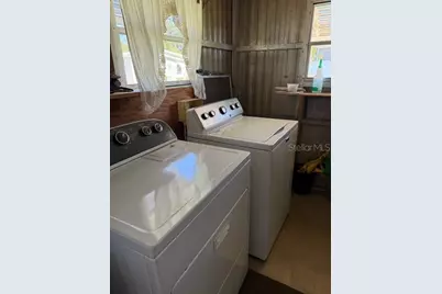 1003 Vermont Avenue, Lady Lake, FL 32159 - Photo 37