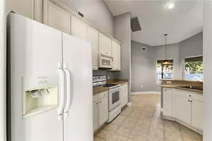 2026 Oakbend Dr, Eustis, FL 32726 - Photo 15