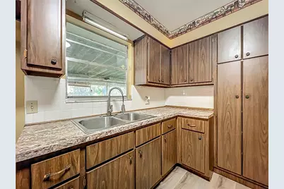 7802 Mizell Street, Coleman, FL 33521 - Photo 13