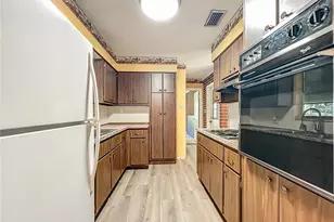 7802 Mizell St, Coleman, FL 33521 - Photo 15