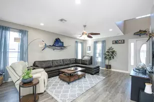 11129 Oakshore Ln, Clermont, FL 34711 - Photo 9