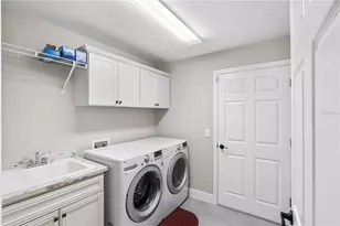 1096 Stradinger St, The Villages, FL 32163 - Photo 31