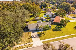 34220 Black Bass Cir, Fruitland Park, FL 34731 - Photo 43