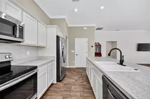 944 Horton Ter, The Villages, FL 32163 - Photo 7