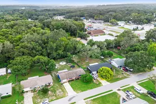 409 Century Ave, Fruitland Park, FL 34731 - Photo 27