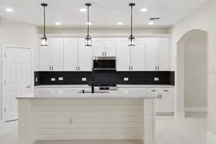 6615 Helmsley Cir, Windermere, FL 34786 - Photo 7