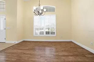 17627 SE 88th Covington Cir, The Villages, FL 32162 - Photo 7