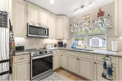 8883 SE 159th Place, Summerfield, FL 34491 - Photo 13