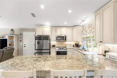 8883 SE 159th Place, Summerfield, FL 34491 - Photo 11