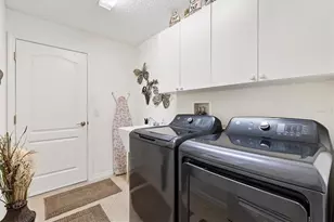 552 Society Hill Cir, The Villages, FL 32162 - Photo 31