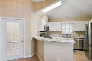 20642 Prince Ranier Pl, Leesburg, FL 34748 - Photo 11