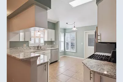 20642 Prince Ranier Place, Leesburg, FL 34748 - Photo 9