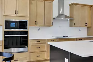 9842 Peebles St, Orlando, FL 32827 - Photo 9