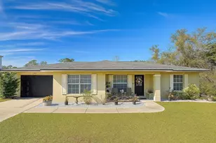 35805 Dawn Dr, Leesburg, FL 34788 - Photo 1