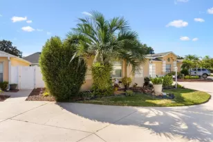 1562 Hancock St, The Villages, FL 32162 - Photo 3