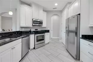 4560 Highcrest Vw, Lady Lake, FL 32159 - Photo 23