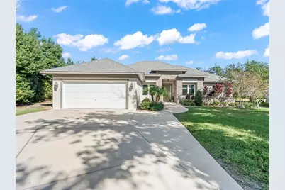 562 Dowling Circle, Lady Lake, FL 32159 - Photo 3