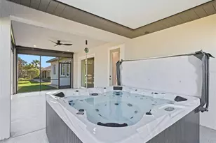 562 Dowling Cir, Lady Lake, FL 32159 - Photo 49