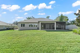 562 Dowling Cir, Lady Lake, FL 32159 - Photo 53