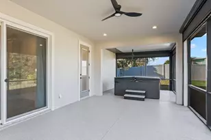 562 Dowling Cir, Lady Lake, FL 32159 - Photo 45